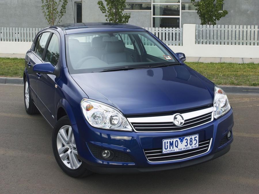  Holden Astra 5-Door 2005 года  (фото 11 из 16)